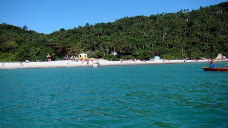 3 praias para conhecer em São paulo